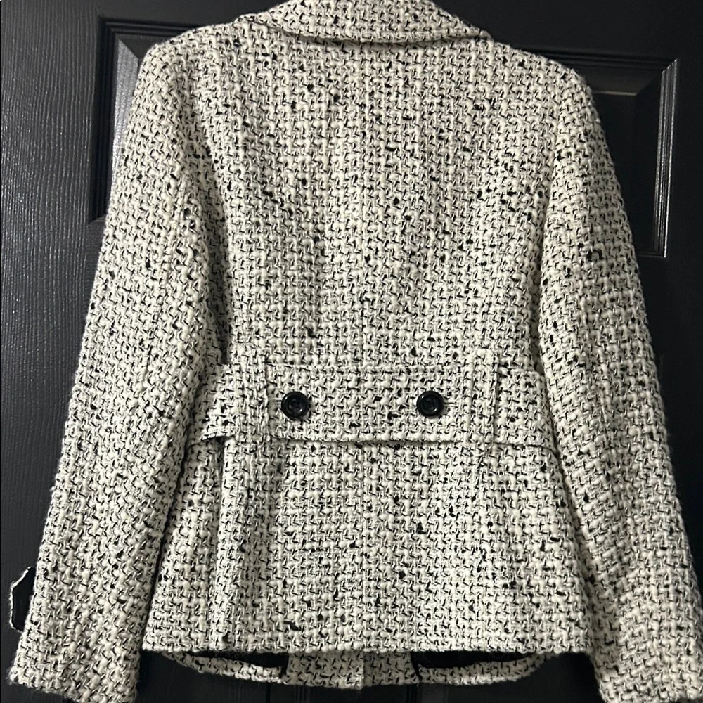 White House Black Market. Size M black and white tweed jacket - Picture 4 of 4